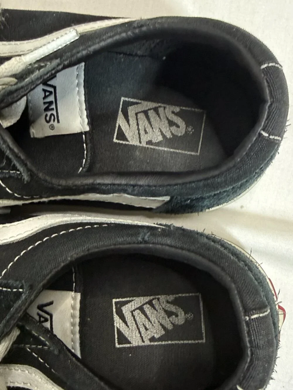 Vans Old Skool Classic Black Suede Low Top Sneakers Youth Size 6